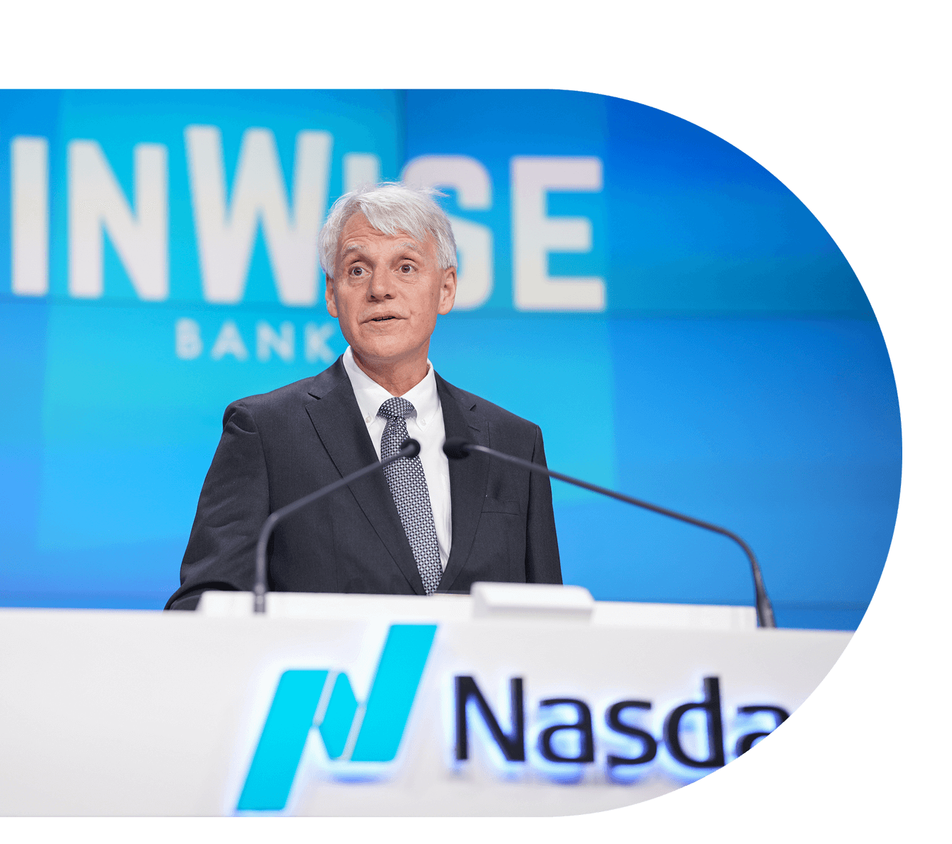 ceo kent landvatter at nasdaq headquarters